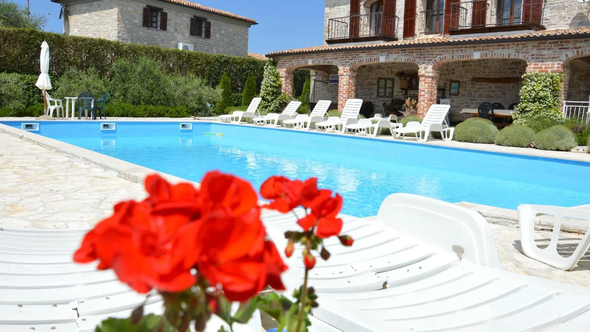 Villas Aurelia Barat