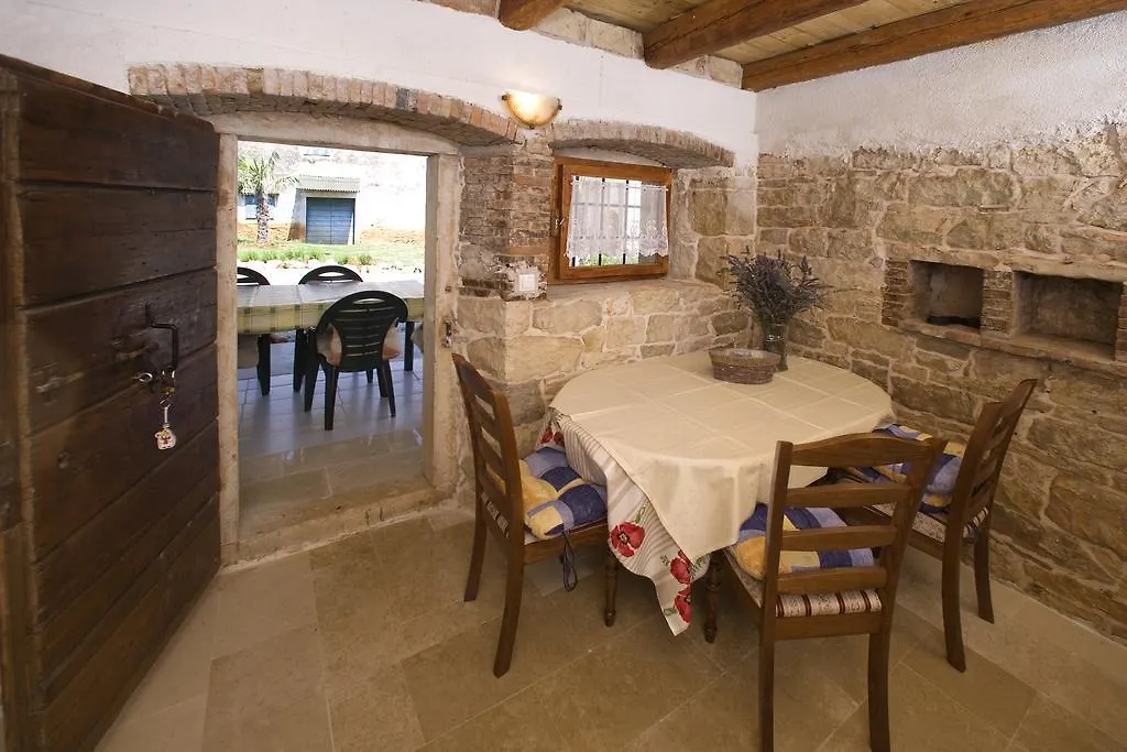 Villas Aurelia Barat  0*, Barat (Porec)