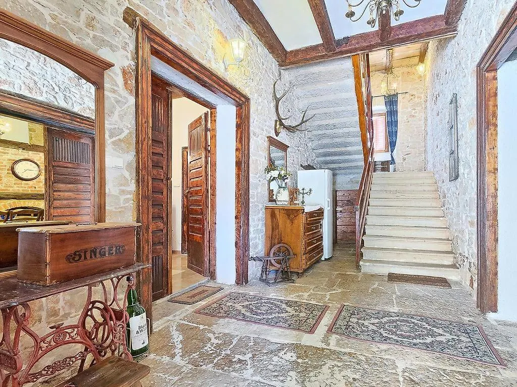 Villas Aurelia Barat   Barat (Porec)