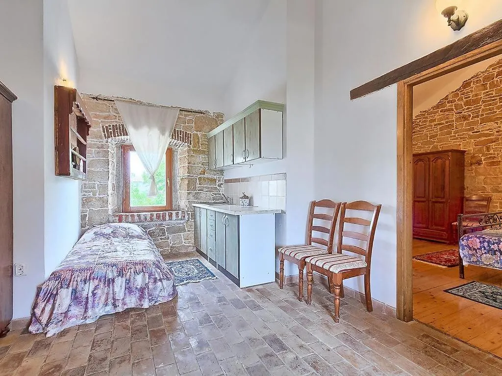 Villas Aurelia Barat